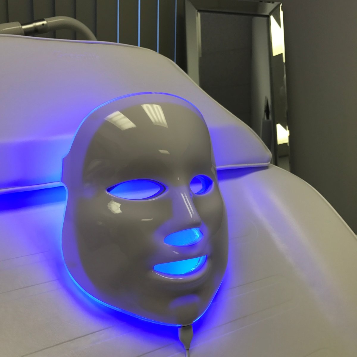 Advanced Led Mask Professional Advanced LED Light Therapy Facial Mask - Skin Rejuvenation ...
